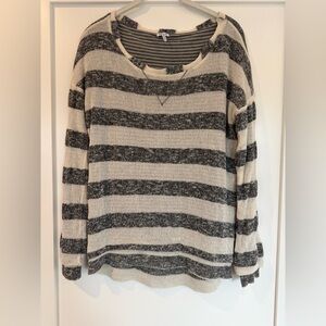 Grey-black and white striped cozy, casual fall sweater 🍂 (XS)